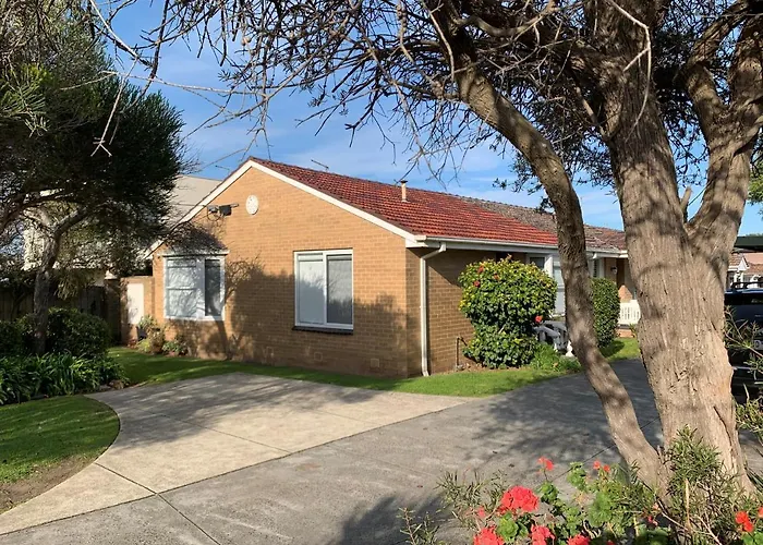 Location, Location, Location! Walk To Beach & Town